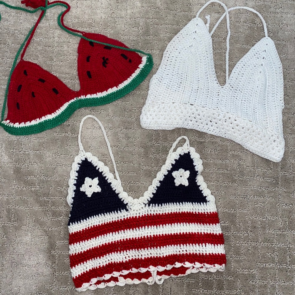 Crochet crop tops